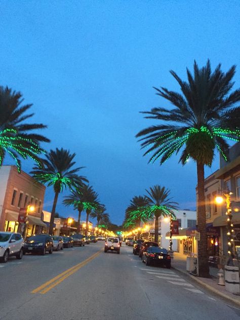 Christmastime on Canal Street in New Smyrna Beach New Symerna Beach Florida Aesthetic, Daytona Beach Aesthetic, New Symerna Beach Florida, Daytona Beach Florida Aesthetic, Daytona Aesthetic, New Smyrna Beach Florida, Florida Aesthetic, Fl Beaches, Cocoa Beach Florida