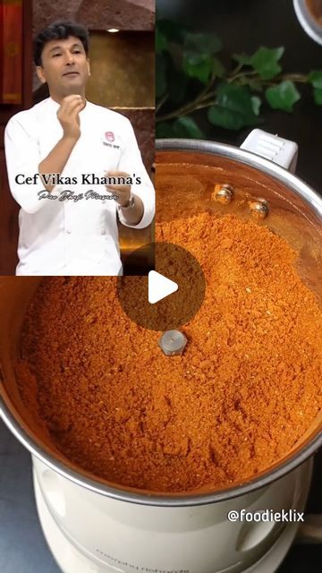 FoodieKlix 🧿 on Instagram: "Chef Vikas Khanna's Pav Bhaji Masala Recipe  Save for later use❤ Like, Comment & Share ✳️❇️➖Follow➖❇️✳️ @foodieklix ☑️Use #foodieklix  to get featured  Ingredients:-  5 Dry Red chillies ¼ Cup Sabut Dhaniya 6 Cloves 1 Tbsp Jeera 5 Tsp Saunf 4 Badi Eliachi 2 Inch Dalchini 1 Tsp Haldi 2 Tsp Amchuur 1 Tsp Black pepper powder 1 Tbsp Red Chilli powder 1 Tbsp Black Salt  Recipe:-  Pan on Fire, add 5 Dry Red chillies, remove seeds, Dry roast  In another pan add ¼ Cup Sabut Dhaniya, 6 Cloves, 1 Tbsp Jeera, 1. 5 Tsp Saunf, 4 Badi Eliachi, Mix well, add 2 Inch Dalchini, add Dry Red Chillies in Blender, add all roasted spices, add 1 Tsp Haldi, 2 Tsp Amchuur, 1 Tsp Black pepper powder, 1 Tbsp Red Chilli powder, 1 Tbsp Black Salt    #easyrecipe #quickrecipes #recipevideo #re Pav Bhaji Masala Powder Recipe, Sabji Masala Powder Recipe, Pav Bhaji Masala Recipe, Bada Pav Recipe, Pao Bhaji Recipe, Sprouts Chaat, Chilli Powder Recipe, Gujrati Recipe, Homemade Masala