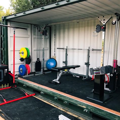 Shipping Container Gym, Container Gym, Garage Pool House, Outdoor Home Gym, Home Made Gym, Cable Crossover, Backyard Gym, Home Gym Design Garage, Used Shipping Containers