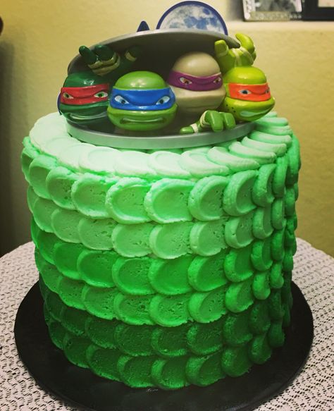 Ninja Turtle Smash Cake Turtle Smash Cake, Ninja Turtles Cake, Turtles Cake, Fourth Birthday Party, Ninja Birthday, 3rd Birthday Ideas, 5 Birthday, 1 June, Fourth Birthday