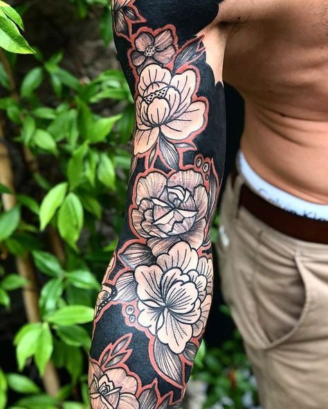 Female Floral Sleeve Tattoo, Flower Tatoos Arms Men, Garden Half Sleeve Tattoo, Negative Space Sleeve Tattoo, Outer Sleeve Tattoo, Black Out Back Tattoo, Autumn Sleeve Tattoo, Big Cover Up Tattoos For Women Arm, Floral Blackout Tattoo