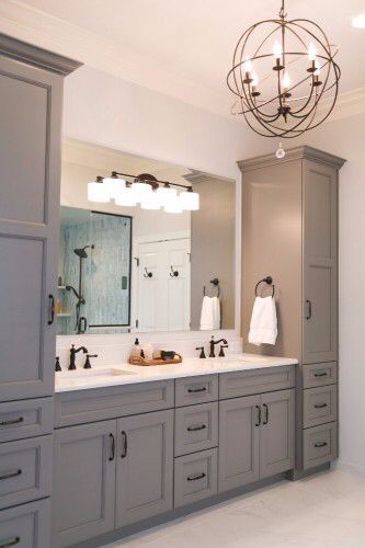 Double vanity unit