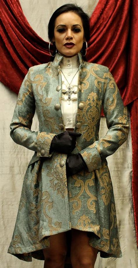 Steampunk Mode, Mode Mantel, Frock Coat, Steampunk Fashion, Women's Costumes, Historical Fashion, Green Velvet, Coat Fashion, Dandy