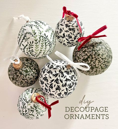 DIY Decoupage Ornaments - Jenna Sue Design Diy Decoupage Ornaments, Diy Decoupage Christmas Ornaments, Decoupage Ornaments, Diy Decoupage, Fabric Decoupage, Jenna Sue Design, Jenna Sue, Napkin Decoupage, Decoupage Diy