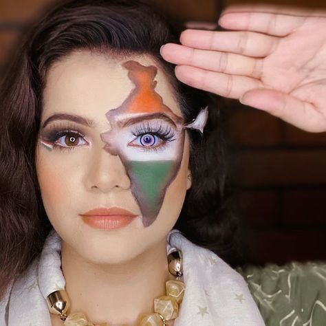 Independence Day Makeup, Gandhi jyanti ! 15 August Makeup Look, Independence Makeup Look, Independence Day Face Painting, Independence Day Eye Makeup, Independence Day Makeup, Day Eye Makeup, Makeup Themes, 1940s Shoes, Makeup Scary