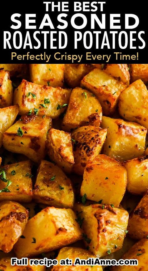 Get perfectly crispy potatoes with this easy seasoned roasted potatoes recipe! Perfect to serve with any meal! Roasted Yellow Potatoes, Seasoned Roasted Potatoes, Oven Roasted Potatoes Easy, Crispy Roasted Potatoes, Easy Roasted Potatoes, Ground Pork Recipes, Potatoes In Oven, Oven Roasted Potatoes, Seasoned Potatoes