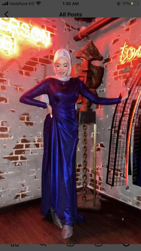 Blue Satin Dress Hijab, Blue Dress Hijab Soiree, Royal Blue Dress Hijab, Blue Soiree Dress, Hijabi Dresses Soiree, Dresses Soiree, Satin Dress Hijab, Jumpsuit Hijab, Dress Soiree