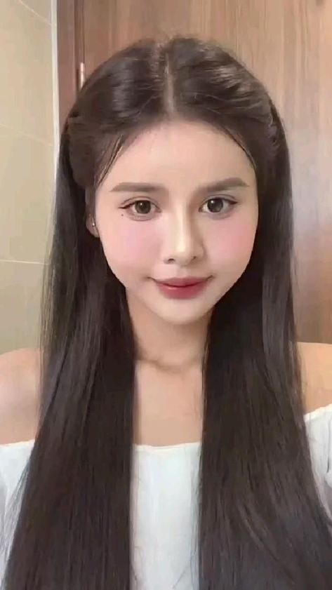 Come Intrecciare, Hair Style Vedio, Cute Quick Hairstyles, Easy Hairstyles For Thick Hair, Hair Style Korea, Ponytail Hairstyles Easy, Hairstyles For Layered Hair, Hair Tips Video, Hairdos For Short Hair