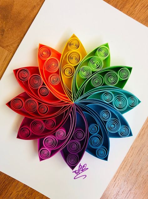 Modern Quilling, Quilling Wall Art, Rainbow Beauty, Quilling Paper Art, Diy Quilling Crafts, Quilling Flower Designs, Arte Quilling, Paper Quilling Flowers, Paper Quilling Cards