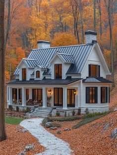 House Redesign, Dream Life House, Modern Farmhouse Exterior, Farmhouse House, Barn Style House, House Plans Farmhouse, Cute House, Farmhouse Exterior, Farmhouse Plans