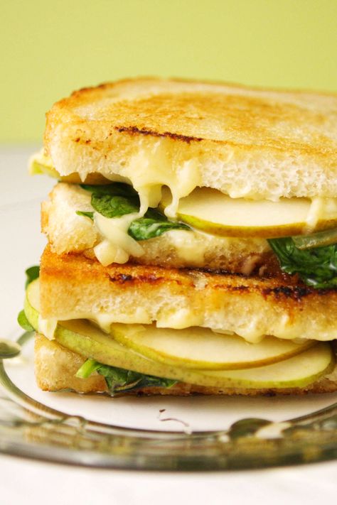 Honey Grilled Cheese, Pear Grilled Cheese, Pear Sandwich, Veggie Grilled Cheese, Pip And Ebby, Grilled Sandwich Recipe, Grilled Cheese Sandwich Recipe, Sandwich Cheese, Fancy Grilled Cheese