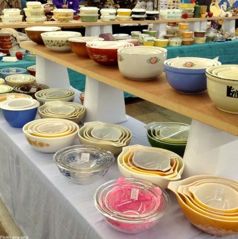 Vintage Pyrex Collection, Pyrex Display, Vintage Pyrex Patterns, Vintage Pyrex Dishes, Rare Pyrex, Pyrex Patterns, Pyrex Collection, Vintage Dishware, Pyrex Mixing Bowls