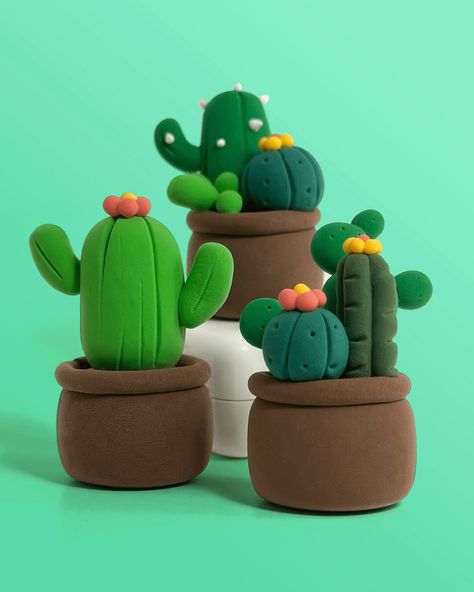 Mini Air Clay Ideas, Cactus Clay Art, Clay Diy Projects Sculptures, Tiny Air Dry Clay Creations, Air Dry Clay Beginner Projects, Clay Art Figures, Clay Date Inspo Pics, Air Dry Clay Cactus, Little Clay Figures Easy