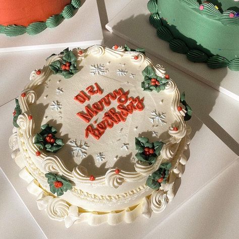 Korean Cakes, Christmas Themed Cake, Colorful Cake, Aesthetic Cake, Christmas Cake Designs, Korean Cake, New Year's Cake, Xmas Cake, Cute Baking