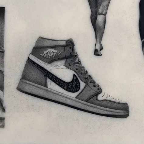 9.5 x 5 cm. Done using only black ink, 3rl & 1rl Air Jordan Tattoo, Jordan 1 Tattoo, Jordan Tattoo, Fake Skin Tattoo, Skin Tattoo, Fake Skin, 1 Tattoo, Air Jordan 1, Jordan 1