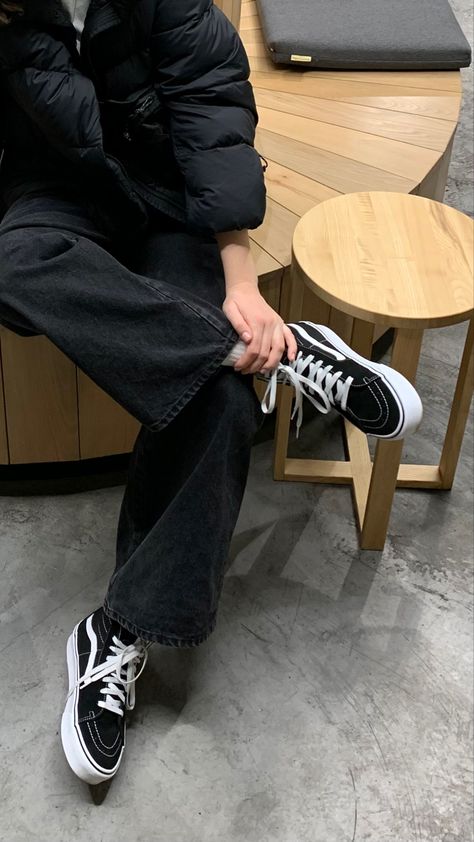 Cool Casual Outfits, Vans Sk8 Hi Outfit, Sk8 Hi Outfit, Vans Aesthetic, Vans Outfit, Vans Sk8 Hi, Money Aesthetic, Mens Fashion Casual Outfits, Sk8 Hi