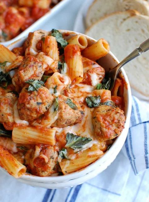 Easy Baked Rigatoni with Chicken Meatballs comes together in under 30 minutes and is a family favorite. This recipes uses five ingredients and is a comforting, rich Italian style baked rigatoni featuring lean, flavorful chicken meatballs. /acedarspoon.com #meatballs #chicken #pasta #easymeal #easydinner #easypasta #tomatosauce #cheese Easy Baked Rigatoni, Complex Recipes, Creamy Sauces, Baked Rigatoni, Pasta Meals, Quick Pasta, Recipes With Few Ingredients, Pasta Night, Delicious Pasta