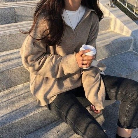 Kfashion Ulzzang, Formal Winter Outfits, K Fashion, Fashion Aesthetics, Ulzzang Fashion, Korean Street Fashion, Mode Vintage, Korean Outfits, Looks Style