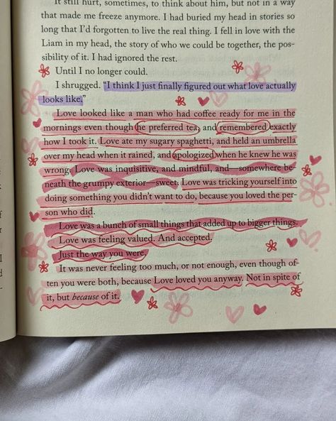 💬 what are you currently reading? a novel love story by @heyashposton // review ⭐⭐⭐⭐⭐ "A Novel Love Story" by Ashley Poston is the ultimate dream for every book lover who’s ever wished they could jump right into their favorite book world. Like, imagine your car breaks down, and you find yourself in a cute AF town that’s straight out of a romance novel. Umm, sign me up, please?! Meet E niileen Merriweather, our girl who’s just trying to find some peace in her beloved books. But things take... Ashley Poston, Book Lines, Annotated Books, Book Drawings, Book World, Book Annotations, Car Breaks, Beloved Book, Currently Reading