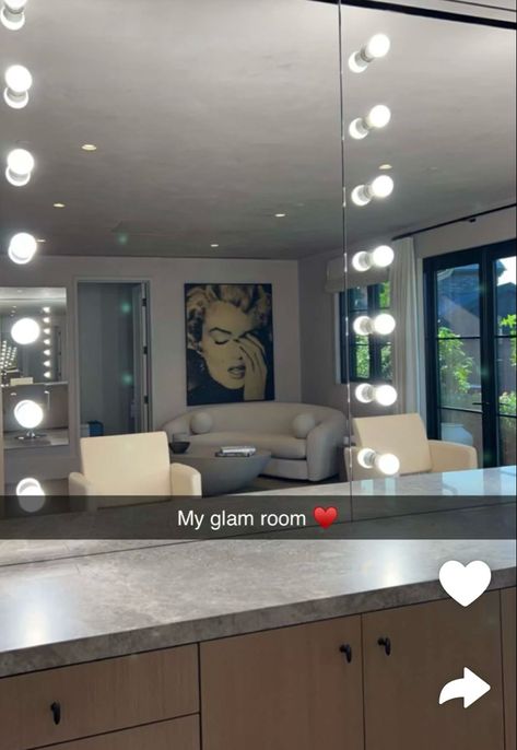 Khloe Kardashian Glam Room, Glam Beauty Room, Skin Room, Edwardian Homes, Bloxburg Mansion, Kardashian House, Khloe Kardashian House, Kardashian Home, Khloe K