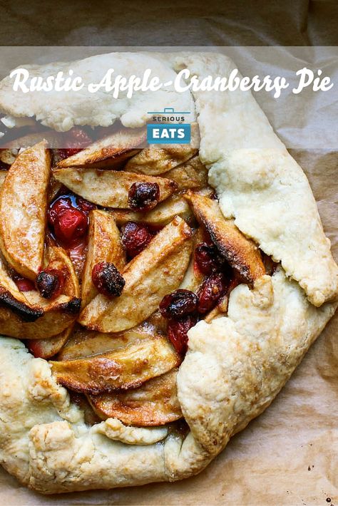 This rustic apple-cranberry pie requires no pie plate or pie crust shaping-skills. Apple Cranberry Pie Recipe, Rustic Tart, Cranberry Pie Recipes, Unique Recipes Desserts, Apple Cranberry Pie, Apple Slab Pie, Cranberry Tart, Cranberry Dessert, Cranberry Pie