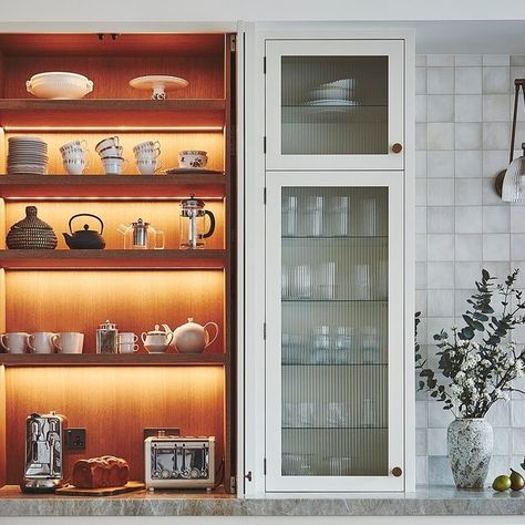 Blakes London on Instagram: "What is the single best thing you can do for your kitchen? ⁠
⁠
Hide away your appliances. ⁠
⁠
Simple! 🤗⁠
⁠
📷️:@82mmphotography⁠
🏷️:@Rachel_moreve_styling⁠
⁠
#blakesldn #blakeslondon #timberkitchen #whitekitchen #woodenkitchen #rangeoven #traditionalkitchen #marbleisland #marblekitchen #familykitchen #tiledkitchen #kitchentiles #zelligtile #modernkitchen #kitchengoals #kitchenshelf #luxurykitchen #luxurykitchens #kitchenpantry #kitchenbacksplash #tiledbacksplash #Londonhome #luxurylondon⁠ #kitchenlights⁠ #walllights #hiddenstorage #kitchenstorage #toaster #breakfastcupboard" Blakes London, Timber Kitchen, Marble Island, Luxury London, Oven Range, Family Kitchen, Kitchen Marble, Luxury Kitchens, Wooden Kitchen