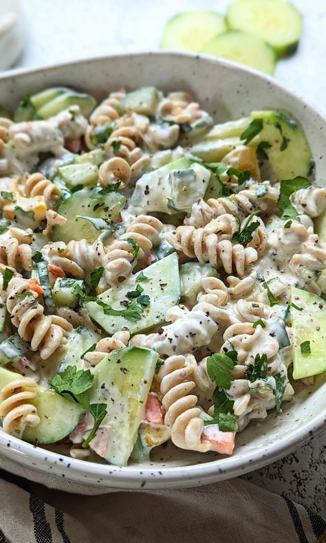 Meal With Tzatziki, Tzatziki Food Ideas, Gyro Pasta Salad, Tzatziki Salad Recipe, Taziki Pasta Salad Recipe, Meals With Taziki Sauce, Taziki Pasta Salad, Tzatziki Cucumber Salad, Summer Pasta Salads For Bbq