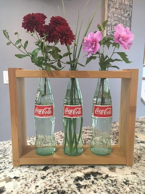 Coke Bottle Crafts, Glass Coke Bottles, Soda Bottle Crafts, Sailboat Wall Decor, House Artwork, Coca Cola Bottles, Empty Glass Bottles, Bottle Centerpieces, Vase Holder