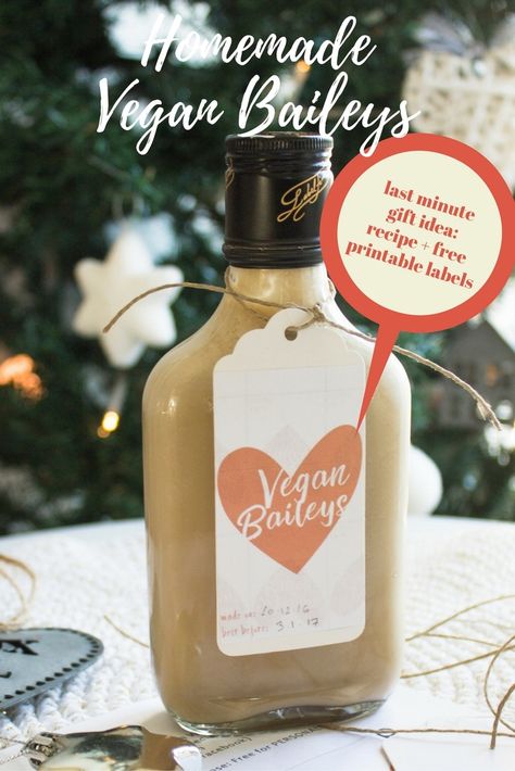 Edible Christmas Gift Ideas, Vegan Baileys, Vegan Xmas, Vegan Christmas Gifts, Edible Christmas Gifts, Baileys Recipes, Diy Edible, Vegan Christmas Recipes, Vegan Drinks