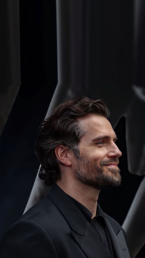 Henry Cavill Wallpaper, Henry Cavill Beard, Fesyen Rambut, Style Masculin, Artist Fashion, Photography Artist, Corte De Cabelo Masculino, Greek God, Acting Career