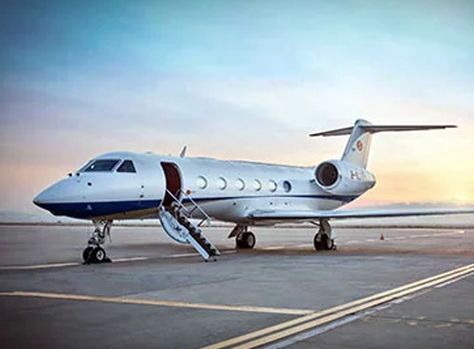 Empty Leg Flights, Private Jet Empty Charter Flights Private Jet Travel, Private Planes, Newark Liberty International Airport, Luxury Jets, Private Flights, Luxury Lifestyle Couple, Luxury Private Jets, Private Aircraft, Flying Vehicles