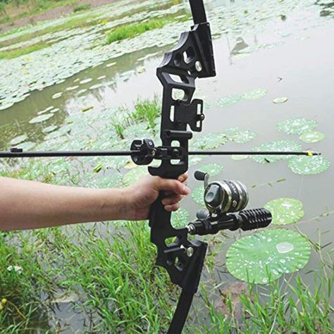 Archery Recurve, Bow And Arrow Set, Deer Hunting Blinds, Fishing For Beginners, Fishing Photography, Bowfishing, Fishing Pictures, Walleye Fishing, Fishing Diy