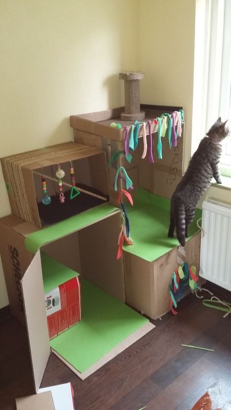 Cat House Diy Cardboard, Cat Room Diy, Katt Diy, Katt Grejer, Chat Diy, Kat Diy, Cardboard Cat House, Cat Castle, Homemade Cat Toys