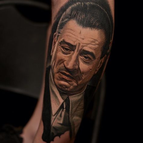 Jimmy Conway #GoodFellas work by Nikko Hurtado Goodfellas Tattoo, Nikko Hurtado, Hyper Realistic Tattoo, Famous Tattoo Artists, Realistic Tattoo Sleeve, Kunst Tattoos, Octopus Tattoo, Ink Master, Goodfellas