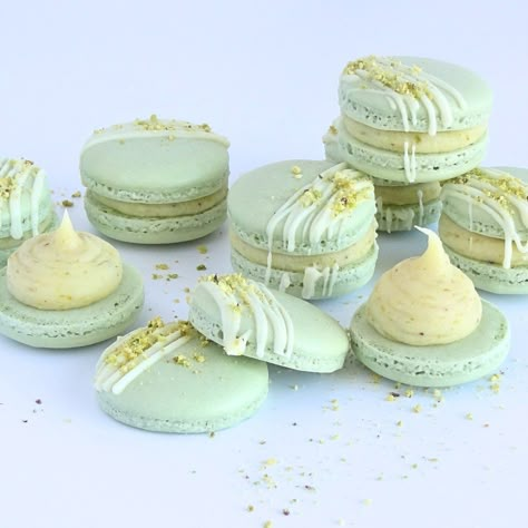 Pistachio French Macarons with Pistachio Ganache Pistachio Macaron Recipe, Pistachio Ganache, Cupcake Savvy, Pistachio Macaron, Raspberry Ganache, Elegant Cookies, Macaroon Recipes, White Chocolate Ganache, Small Food Processor