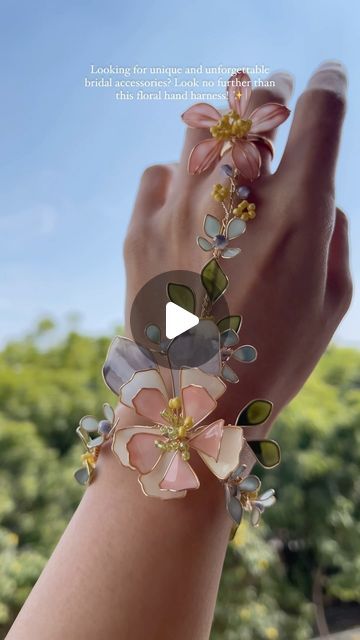 The Vintage Snob on Instagram: "Zahara Hand Harness🍃 A little bit of spring on your wrist🌸✨" Hand Harness, Fashion Inspiration Design, Gorgeous Jewelry, The Vintage, Fashion Inspiration, Link In Bio, Style Inspiration, On Instagram, Quick Saves