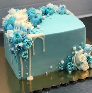 51 Beautiful Square cake designs with images for 2023 | Bling Sparkle Cake Decorating At Home, Beginners Cake Decorating, Cake Decorating Tips And Tricks, Cake Decorating Hacks, Cakes Decorating Ideas, Cakes Decoration Ideas, Cake Decor Ideas, Square Birthday Cake, Square Cake Design