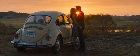 .... finally got around to watching Footloose. Loved the SUN shining through for the kiss ... Footloose Movie, Footloose 2011, Kenny Wormald, Dire Straits, Romeo Juliet, Vw Camper, Film Serie, Music Tv, Hopeless Romantic