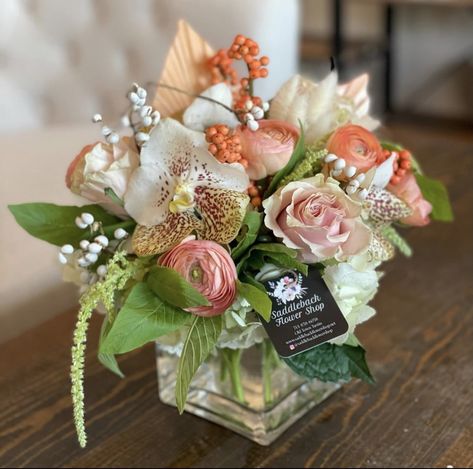 Floral Arrangement, Flower Arrangement, Floral Arrangements, Flower Arrangements, Floral Design, Pastel, Vase, Table Decorations, Floral