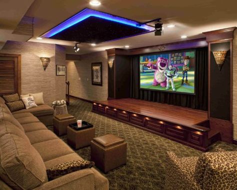 media-room Home Cinemas, Ideas Decoracion Salon, Basement Home Theater, Theater Room Design, Media Room Design, Home Cinema Room, Recreational Room, At Home Movie Theater, Home Theaters