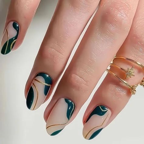 Wave Nails, Long Nail Art, Dark Green Nails, Green Nail Designs, Acrylic Nail Kit, French Tip Acrylic Nails, Fake Nails With Glue, Nails French, Spring Nail