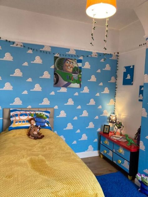 Buzz Light Year Bedroom Ideas, Buzz Light Year Bedroom, Buzz Lightyear Bedroom Ideas, Buzz Lightyear Bedroom, Kids Bedroom Diy, Toy Story Room, Story Kids, Boy Toddler Bedroom, Toddler Bedroom