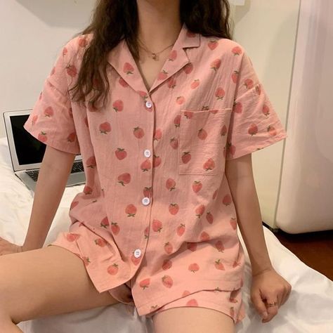 Korean Pajamas, Pajamas Aesthetic, Pijamas Women, Pajama Fashion, Cute Sleepwear, Cute Pajama Sets, Cute Pajamas, Women's Nightgowns, Sleepwear Sets