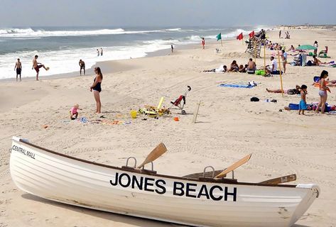 Jones Beach Long Island, Beach Long Island, Best Family Beaches, Backyard Barbeque, Life Guard, Jones Beach, Vacation Activities, Park In New York, City Kid