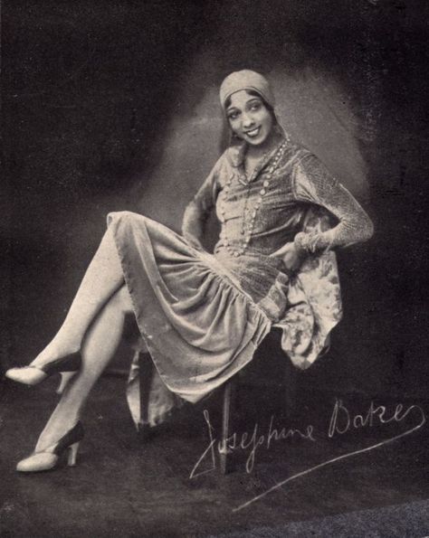 Josefine Baker, 1920s Jazz, 1920's Fashion, Josephine Baker, Vintage Black Glamour, Roaring 20's, Roaring 20s, Roaring Twenties, The Great Gatsby