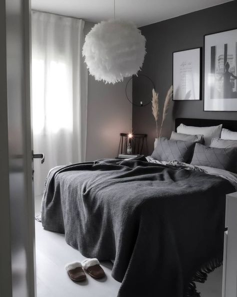 Black And White Bedroom, Black Bedroom Decor, Grey Bedroom Decor, Black Interior Design, Beautiful Sunday, Dekorasi Kamar Tidur, Redecorate Bedroom, Black And White Decor, Teen Bedroom Decor