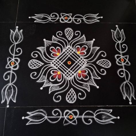 Muggu Borders, Sankranti Muggulu, Dhanurmasam Muggulu, Latest Rangoli Designs, Simple Rangoli With Dots, Daily Muggulu, Simple Muggulu, Sankranthi Muggulu, Chukkala Muggulu