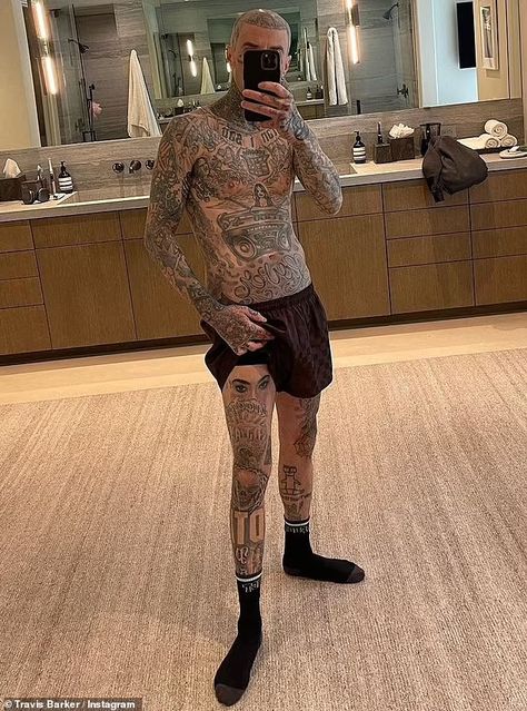 Travis Barker Tattoos, Kourtney Kardashian And Travis Barker, Kourtney Kardashian And Travis, Kourtney Kardashian Instagram, Shanna Moakler, Elvis Impersonator, Street Tattoo, Public Display Of Affection, Jenner Family