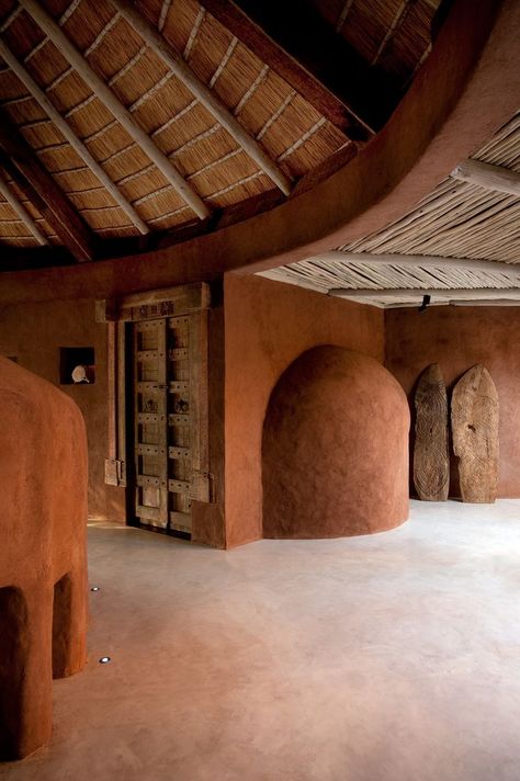 Earthbag Dome, earthen floor, Conical Roof w Papercrete construction Organic Architecture, Natural Building, Safari House, Lodge Aesthetic, Earth Bag Homes, Mud House, Cob House, Vernacular Architecture, Earth Homes