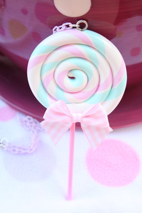 Mint x Pastel Pink x White Lollipop Necklace! find it at www.kittywooddesigns.com Pastel Lollipop, Lollipop Aesthetic, Baby Lollipops, Lol Doll Cake, Fancy Christmas Ornaments, Pastel Birthday, Pastel Candy, Pastel Theme, Lollipop Candy